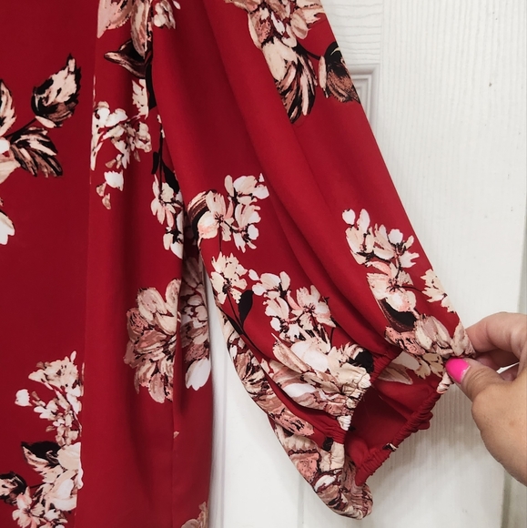 NWOT Red Floral Print Blouse - Picture 4 of 8